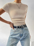 Modern Women’s Short Sleeve Tee: Casual Crop Top for Summer Fashion